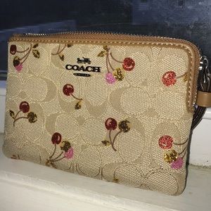 Brand new coach wristlet